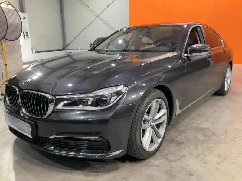 BMW 7er 750i xDrive 2017 – снимка 1