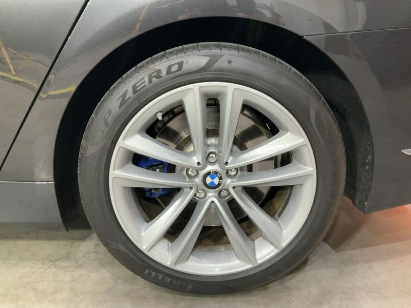 BMW 7er 750i xDrive 2017 – снимка 5