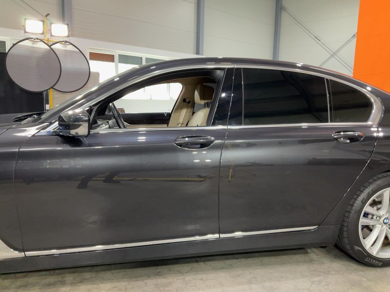 BMW 7er 750i xDrive 2017 – снимка 4