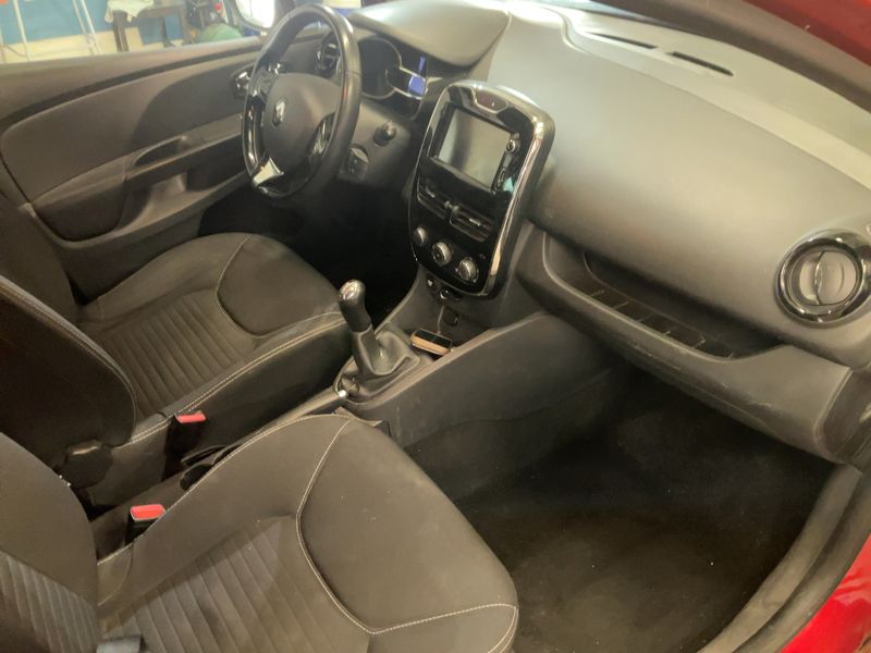Renault Clio 1.5 dCi Limited 2014 – снимка 17