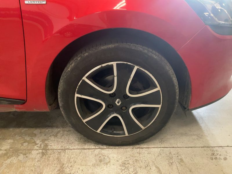 Renault Clio 1.5 dCi Limited 2014 – снимка 11