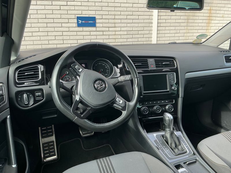 Volkswagen Golf VII 1.6 TDI Allstar BlueMotion Tech 2017 – снимка 17