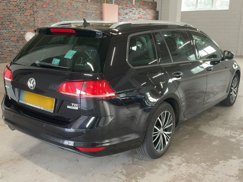 Volkswagen Golf VII 1.6 TDI Allstar BlueMotion Tech 2017 – снимка 8