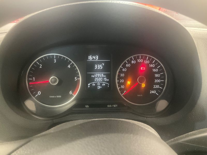 Volkswagen Polo 1.6 TDI Comfortline BlueMotion Tech 2011 – снимка 4
