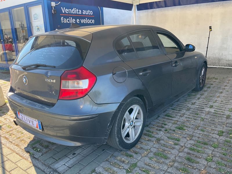 BMW 1er 120d 2005 – снимка 2