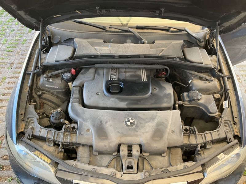 BMW 1er 120d 2005 – снимка на щета