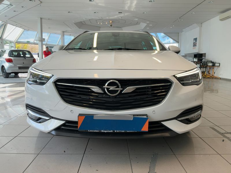 Opel Insignia Sports Tourer 2.0 CDTI Business Edition 2020 – снимка 14