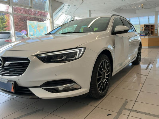 Opel Insignia Sports Tourer 2.0 CDTI Business Edition 2020 – снимка 1