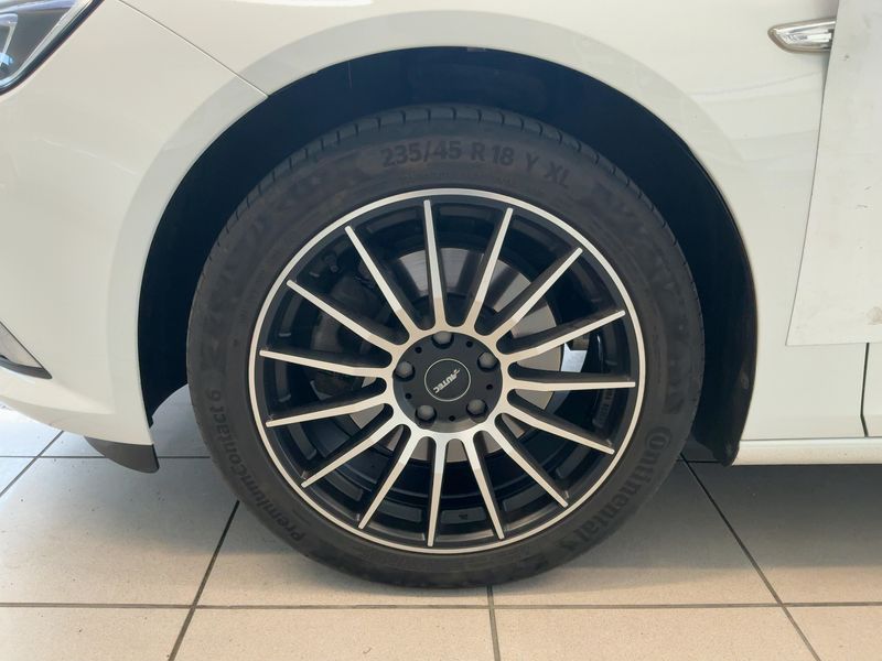 Opel Insignia Sports Tourer 2.0 CDTI Business Edition 2020 – снимка 3