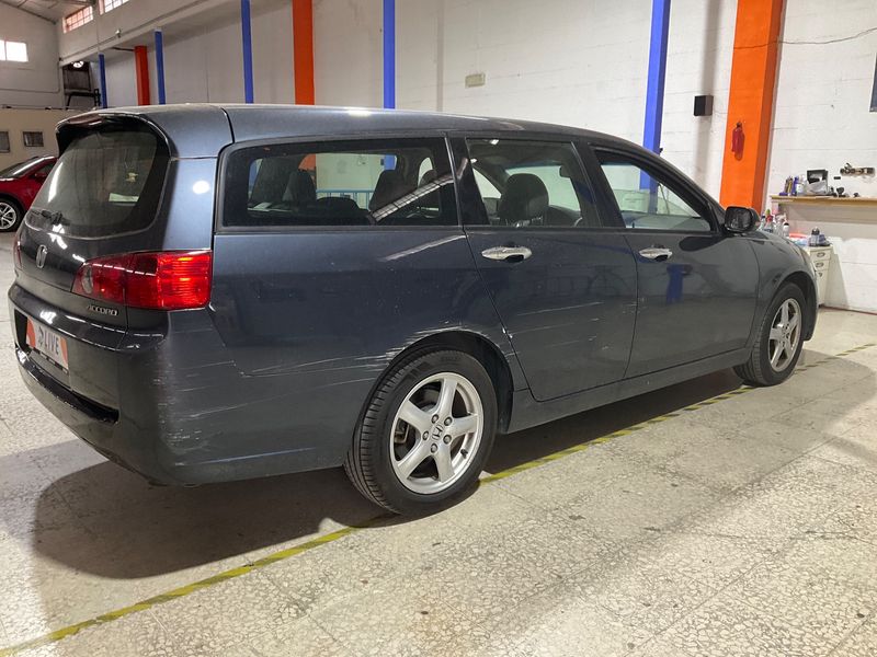 Honda Accord 2.2 CTDI I-CTDi Executive 2004 – снимка 2