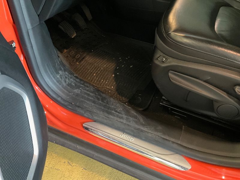Jeep Renegade 1.6 M-Jet Limited FWD 2015 – снимка 22