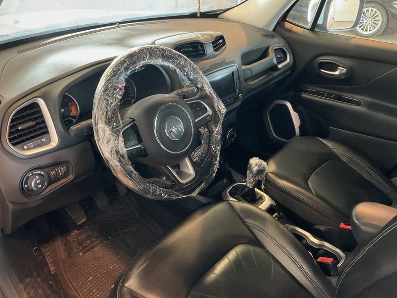 Jeep Renegade 1.6 M-Jet Limited FWD 2015 – снимка 26