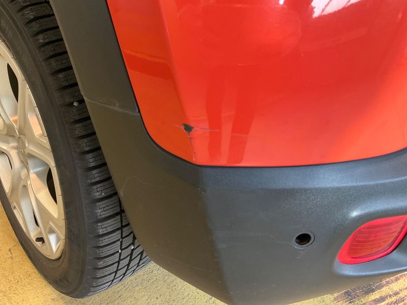 Jeep Renegade 1.6 M-Jet Limited FWD 2015 – снимка 32