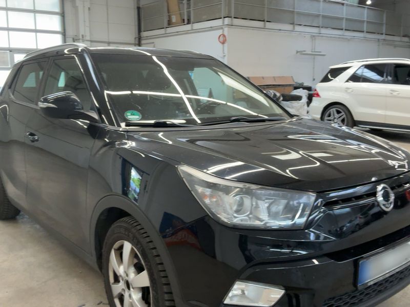 Ssangyong Tivoli 1.6 Turbodiesel Sapphire 4x4 2016 – снимка 12