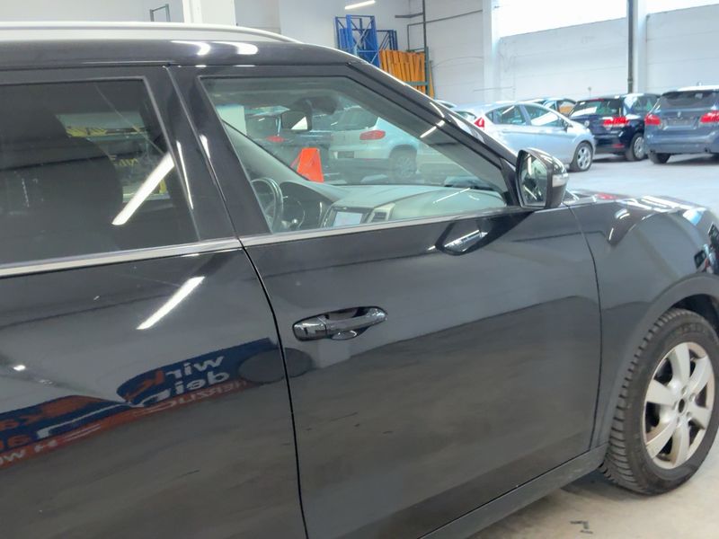 Ssangyong Tivoli 1.6 Turbodiesel Sapphire 4x4 2016 – снимка 10