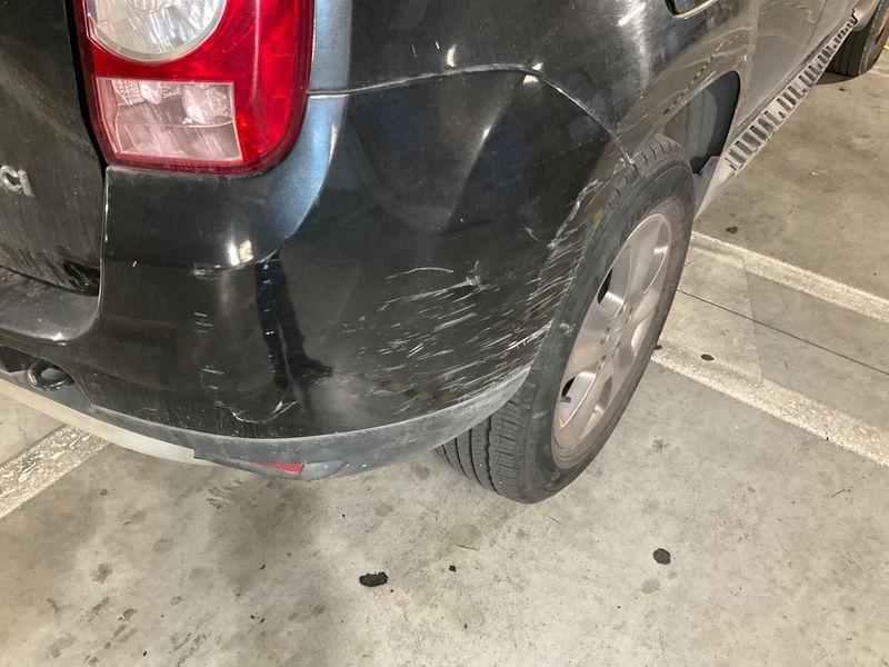 Dacia Duster 1.5 dCi Laureate 4x4 2011 – снимка 43