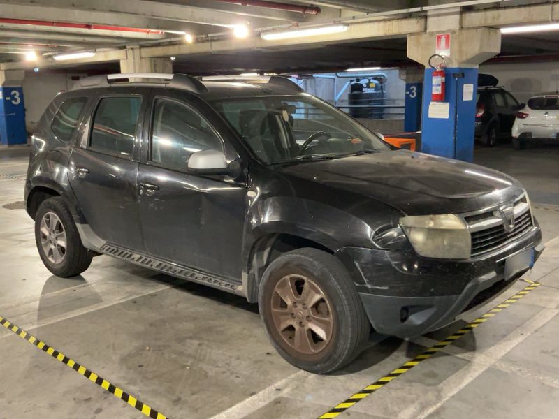 Dacia Duster 1.5 dCi Laureate 4x4 2011 – снимка 12