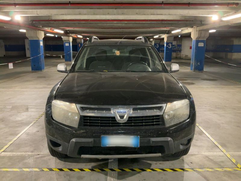 Dacia Duster 1.5 dCi Laureate 4x4 2011 – снимка 14