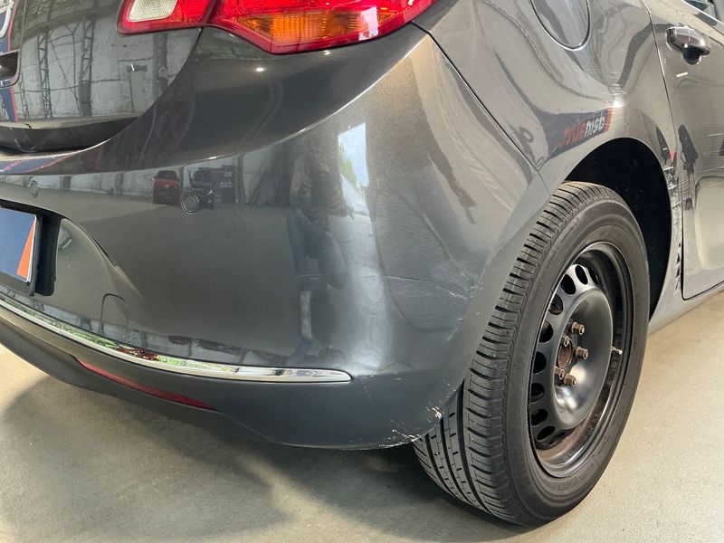 Opel Astra 1.4 Turbo Edition 2014 – снимка 45