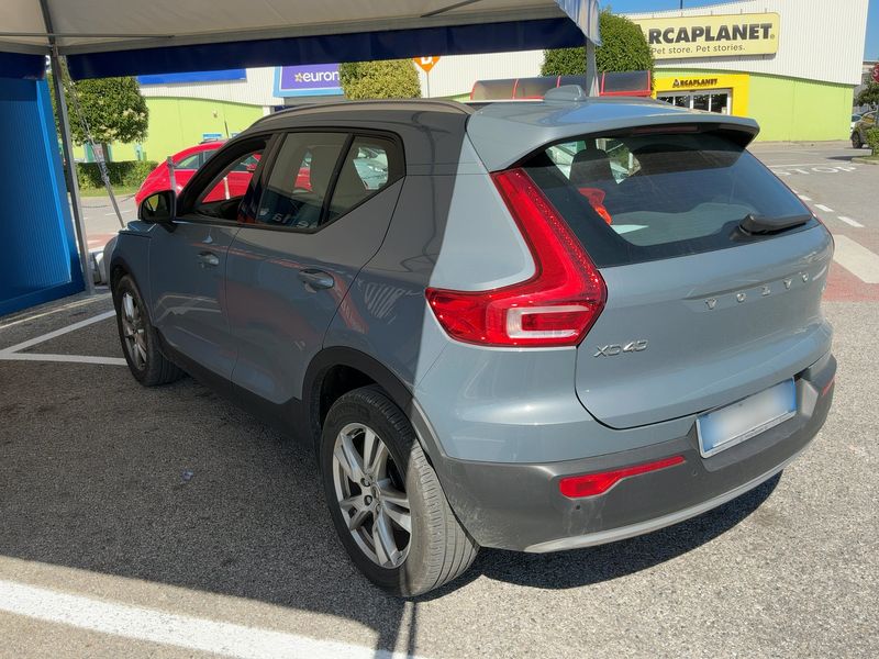 Volvo XC40 2.0 D3 Momentum AWD 2019 – снимка 6