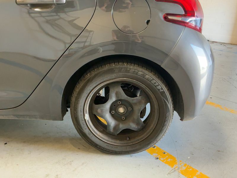 Peugeot 208 1.5 Blue-HDi Signature 2019 – снимка 5