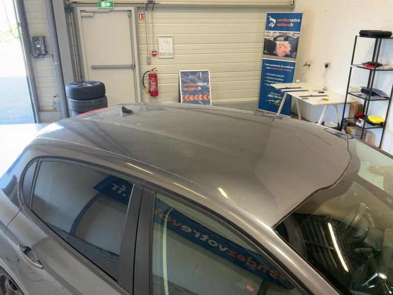 Peugeot 208 1.5 Blue-HDi Signature 2019 – снимка 13