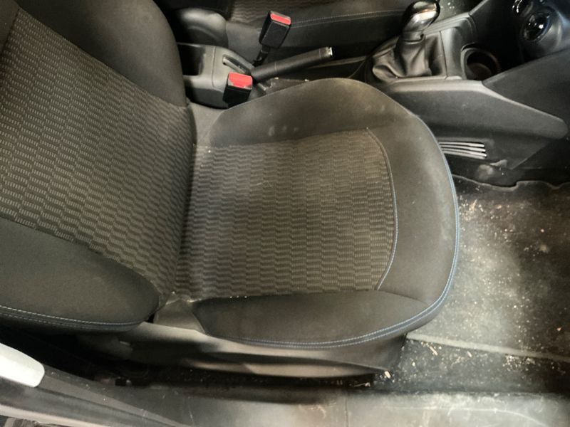 Peugeot 208 1.5 Blue-HDi Signature 2019 – снимка 24