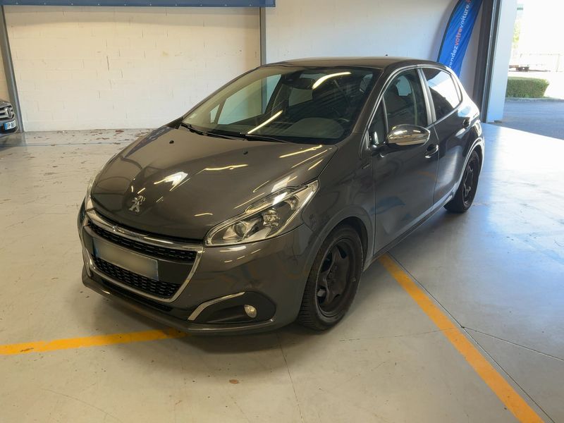Peugeot 208 1.5 Blue-HDi Signature 2019 – снимка 1