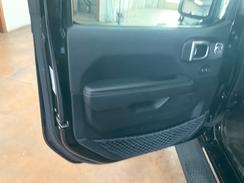 Jeep Wrangler Unlimited 2.0 4xe Plug-in Hybrid 80th Anniversary 2021 – снимка 28