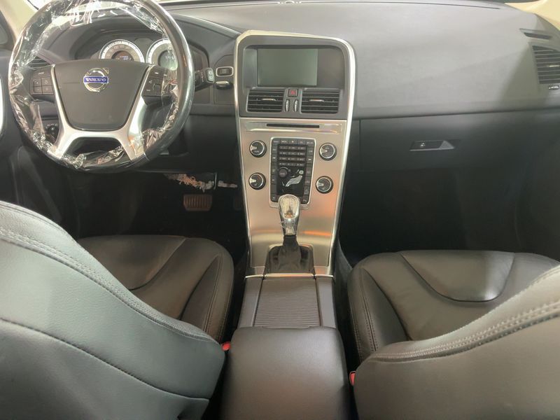 Volvo XC60 3.0 T6 Summum AWD 2012 – снимка 17