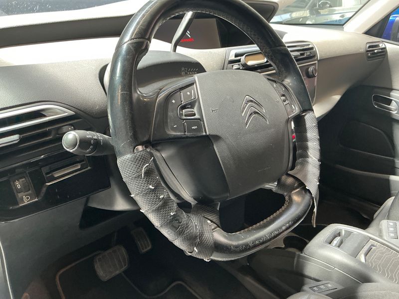 Citroen C4 Picasso 1.6 Blue-HDi Shine 2017 – снимка на щета 35