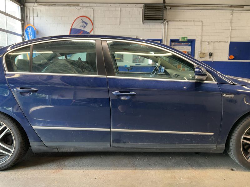 Volkswagen Passat 2.0 TDI Comfortline 2010 – снимка 10