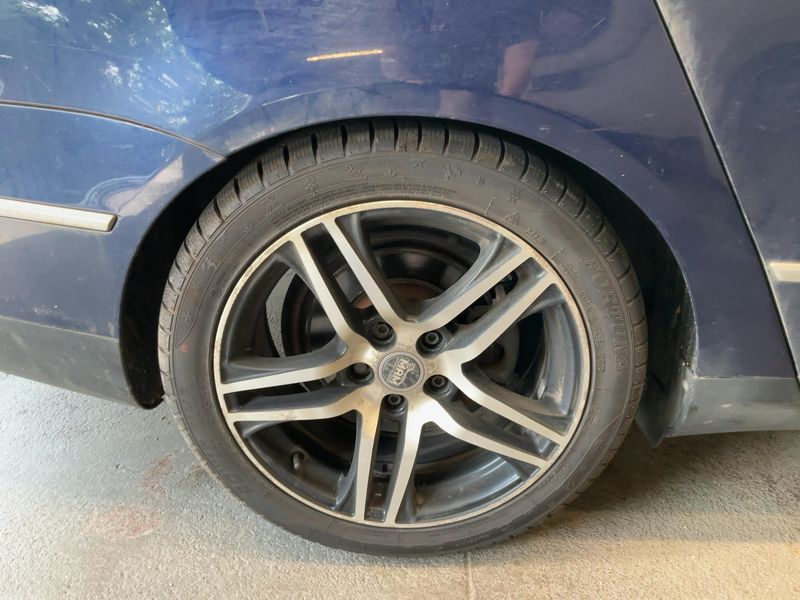 Volkswagen Passat 2.0 TDI Comfortline 2010 – снимка 9