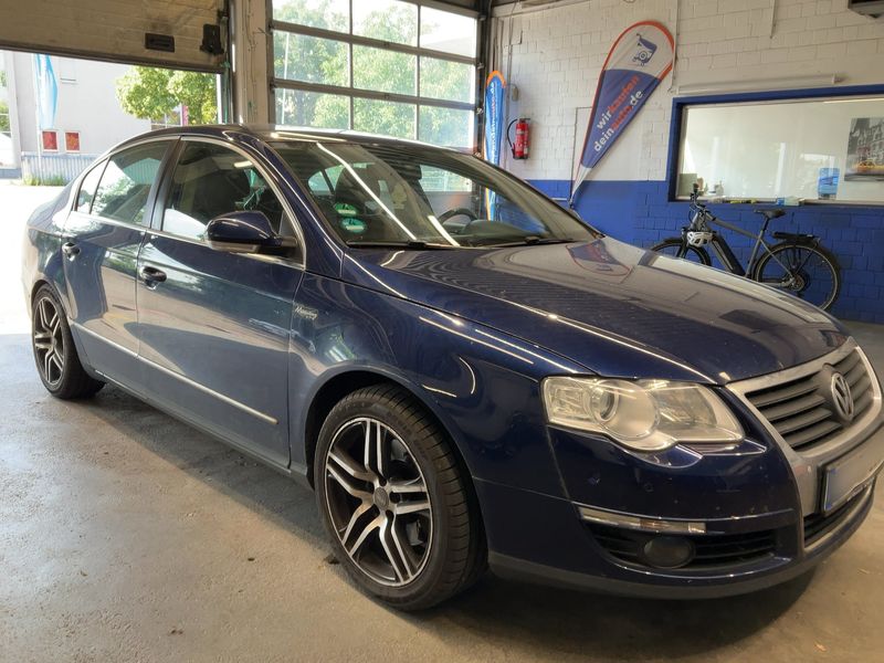 Volkswagen Passat 2.0 TDI Comfortline 2010 – снимка 12