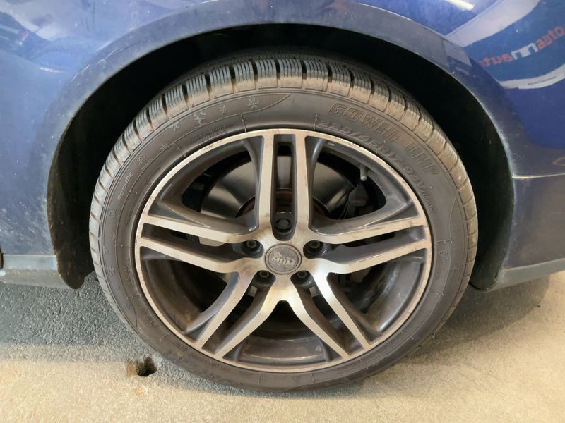 Volkswagen Passat 2.0 TDI Comfortline 2010 – снимка 11