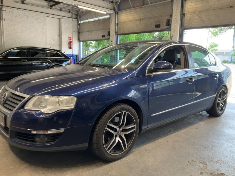 Volkswagen Passat 2.0 TDI Comfortline 2010 – снимка 2