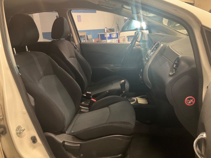 Nissan Note 1.2 Acenta 2015 – снимка 3