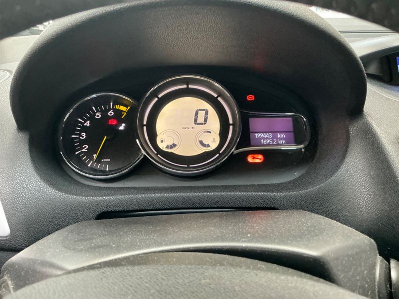 Renault Megane 1.4 TCe Dynamique 2009 – снимка 18