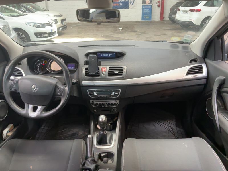 Renault Megane 1.4 TCe Dynamique 2009 – снимка 17