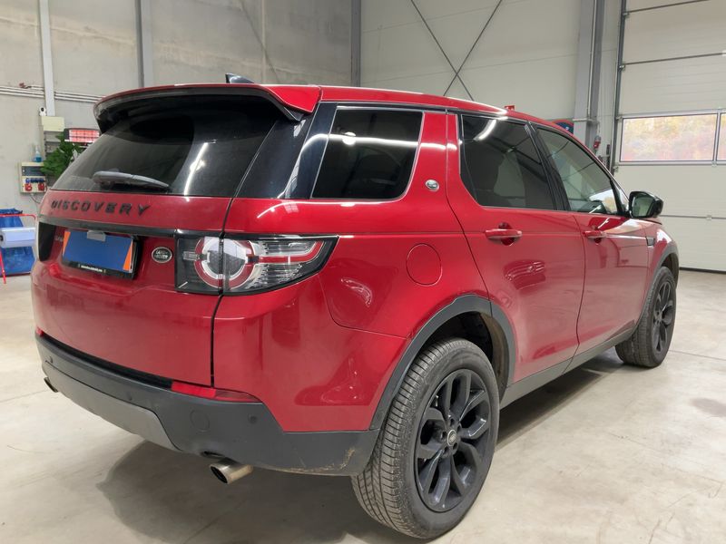 Land Rover Discovery Sport 2.0 Td4 HSE 2018 – снимка 8