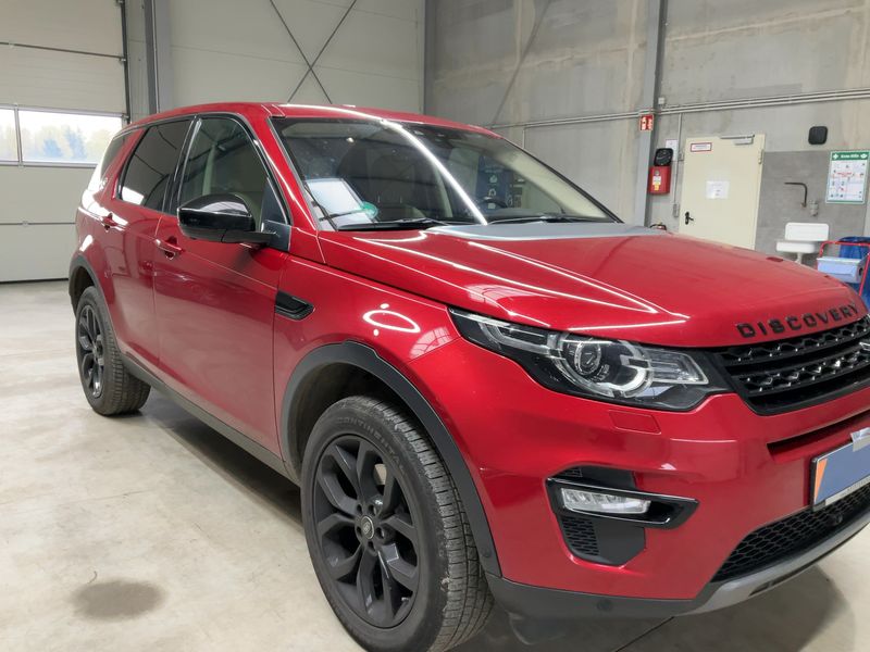 Land Rover Discovery Sport 2.0 Td4 HSE 2018 – снимка 12