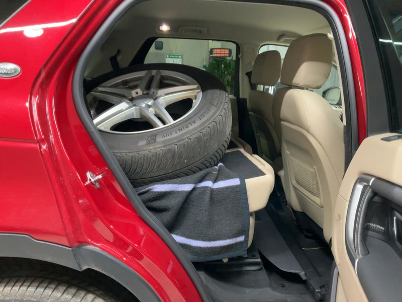 Land Rover Discovery Sport 2.0 Td4 HSE 2018 – снимка 19