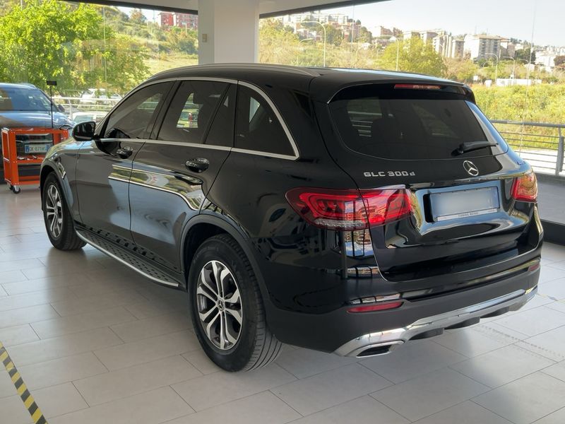 Mercedes-Benz GLC-Klasse GLC 300 d 4Matic Executive 2020 – снимка 6