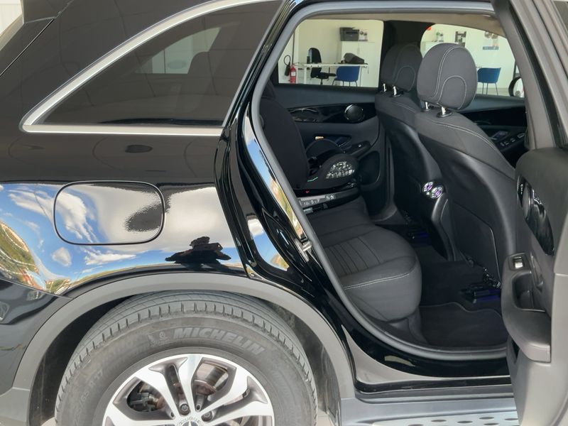Mercedes-Benz GLC-Klasse GLC 300 d 4Matic Executive 2020 – снимка 19