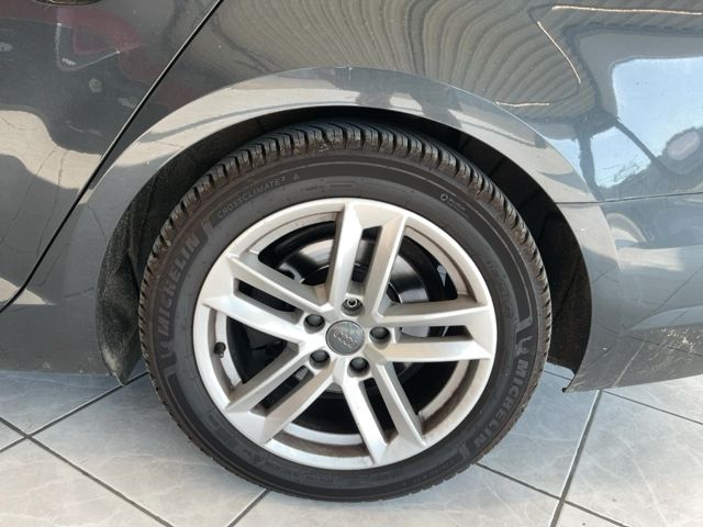 Audi A4 2.0 TDI ultra Sport 2016 – снимка 5
