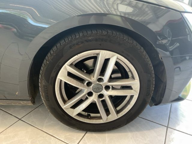 Audi A4 2.0 TDI ultra Sport 2016 – снимка 11