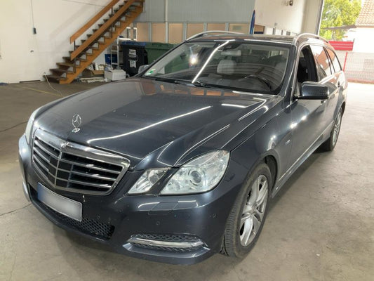 Mercedes-Benz E-Klasse E 350 CDI T BlueEfficiency 4Matic Avantgarde 2010 – снимка 1
