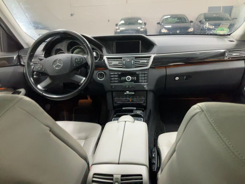 Mercedes-Benz E-Klasse E 350 CDI T BlueEfficiency 4Matic Avantgarde 2010 – снимка 18