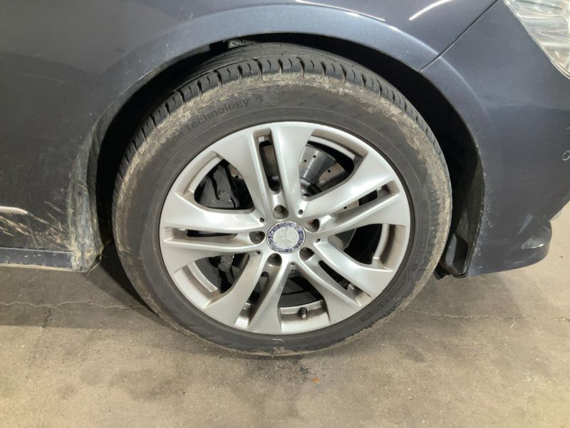 Mercedes-Benz E-Klasse E 350 CDI T BlueEfficiency 4Matic Avantgarde 2010 – снимка 11
