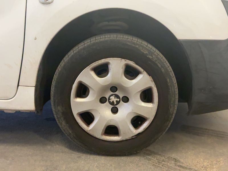 Peugeot Partner 1.6 Blue-HDi L1 Premium Pack 2018 – снимка 11